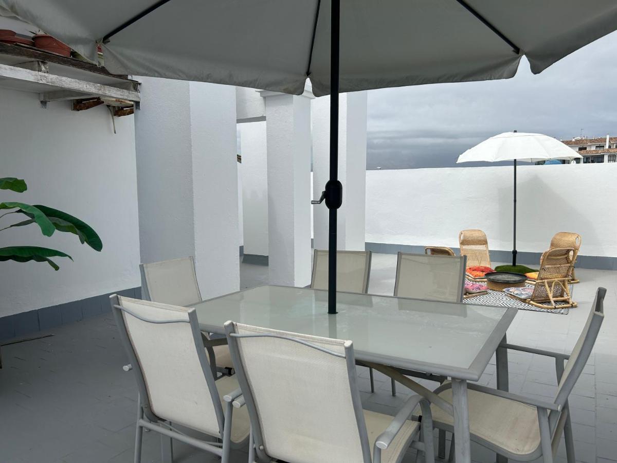 דירות מנילבה Marlenes Penthouse Duquesa מראה חיצוני תמונה