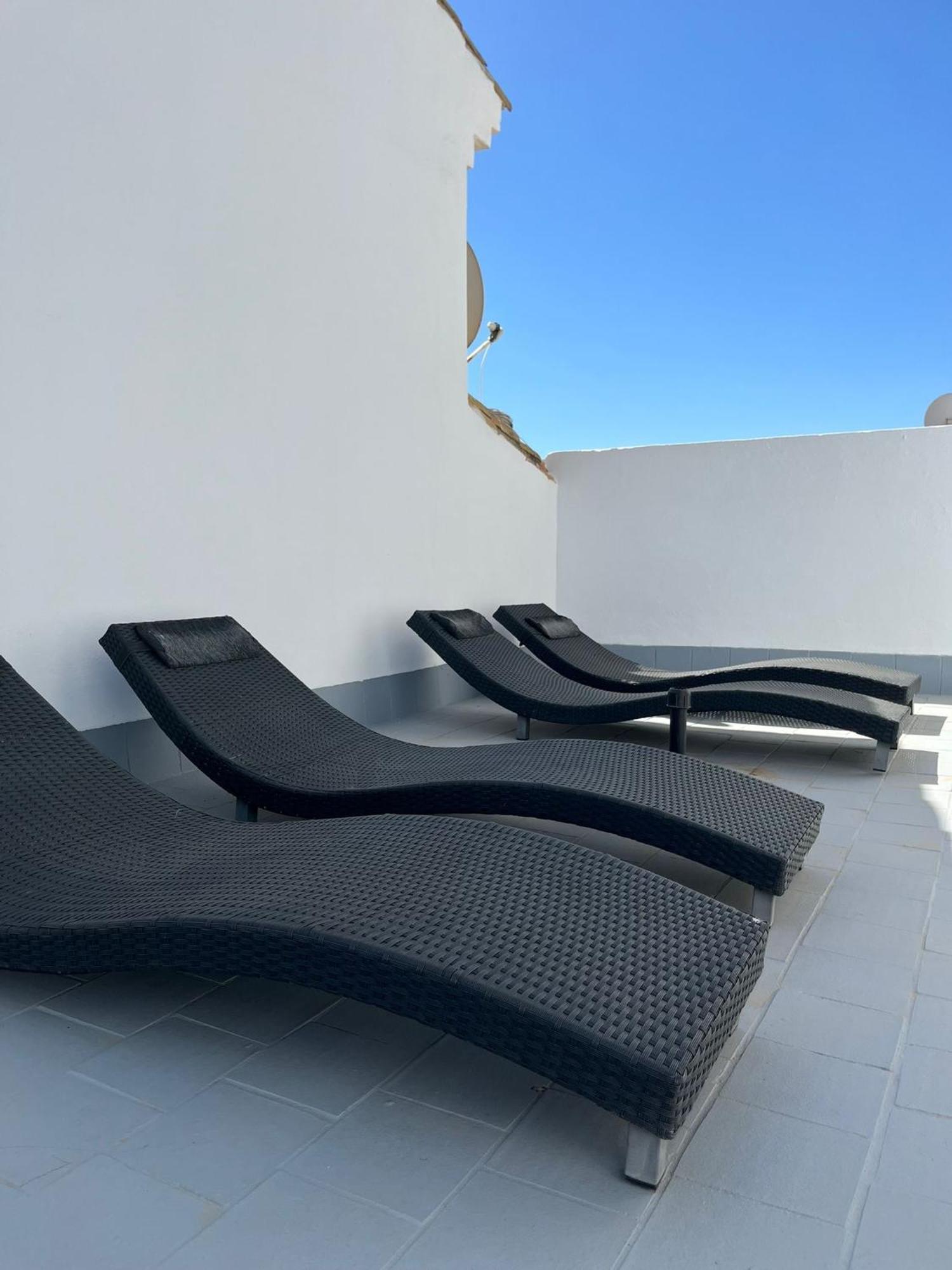 דירות מנילבה Marlenes Penthouse Duquesa מראה חיצוני תמונה